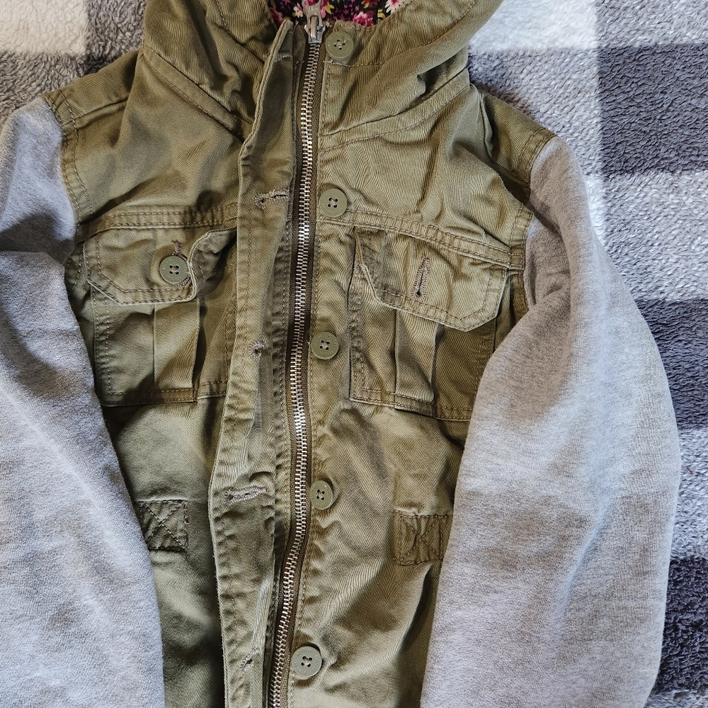 Girls Jacket - Picture 3 of 3